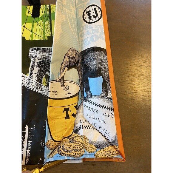 Trader Joe’s Bag NEW YORK Reusable NEW Grocery Shopping Ships Fast - Picture 4 of 5